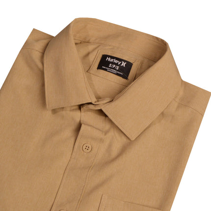 قميص رجالى نص كم ساده بجيب امامي ريجولار فيت لون بيج
