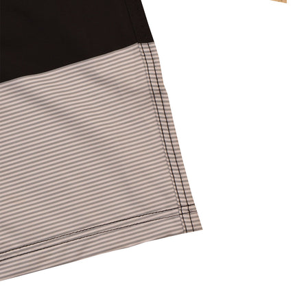 شورت بحر رجالي ببطانة شبكية وخصر مطاطي